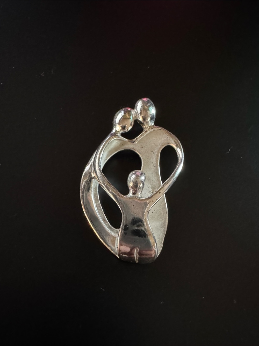 Carolyn Pollack Sterling Silver Family Embrace Pendant - 1.5”